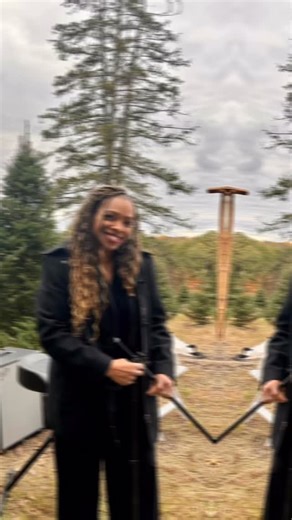 Getting to do what I love with the people I love. I am blessed 💜 | e'lissa jones