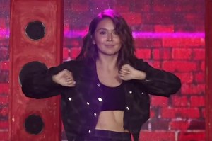 Kathryn Bernardo sizzles on 'ASAP' dance floor | ABS-CBN Entertainment