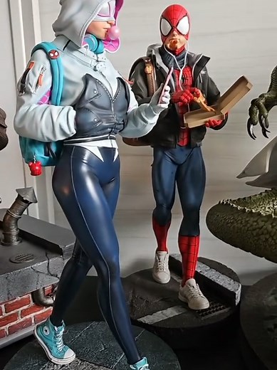 Spider Gwen: Exploring the Spider-Verse with Gwen Stacy