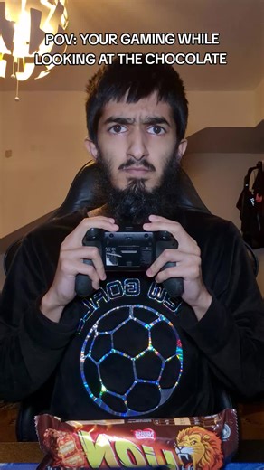 It's to tasty but I'm gaming 🍫 🎮 #fyp #relate #gaming #chocolate #chocolates