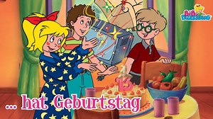 ✨ Das neue Hörspiel für den MÄRZ ist online! Diesmal die Folge "Bibi Blocksberg hat Geburtstag" 🎂 #HörspielDesMonats Das passiert: Bibi Blocksberg wird 13 Jahre alt und darf eine zünftige Geburtstagsfete feiern 🎊 Nicht so mit Kaffee und Kuchen und Eltern, nein, mit Freunden und toller Musik 🎼Bibi freut sich riesig. Alle Freunde kommen und spielen und tanzen 💃🕺 Das ist ein Spaß! Da schellt es plötzlich, und der Hausmeister steht vor der Tür. Das Hörspiel in voller Länge könnt ihr wie immer a