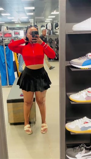 Buhlebendalo (@buhlebendalo727)’s videos with Yiyo - Dj Karri & Jazz Shakes