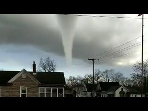 Multiple Tornadoes Touched down in Illinois, US (Dec 1, 2018)