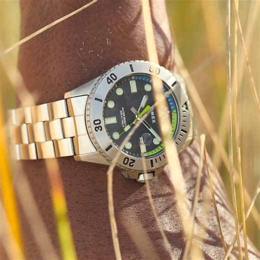 Our Anchorage brings brand new 42mm stainless-steel case design to our rugged Expedition North® lineup. This watch boasts the authentic look of true diver watch, with energizing blue and lime details; sizeable luminescent hour markers and hands; scratch-resistant, anti-reflective sapphire crystal with date magnifier for enhanced viewing; and unidirectional ratcheting bezel for tracking elapsed time. Opt for more contemporary aesthetic with corrosion-resistant stainless-steel bracelet. Shop now a