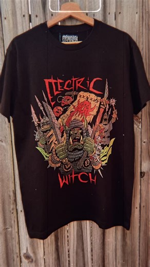 𝖊𝖑𝖊𝖈𝖙𝖗𝖎𝖈 𝖜𝖎𝖙𝖈𝖍 on Instagram: "New: Orc Horde ⚔️ Artwork @vaultcrawler #orcs #orcsandgoblins #fantasyart"