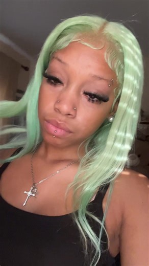 WingRiddenAngel (@kiy3h)’s videos with sonido original - Elouise