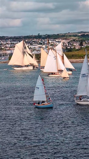 169 reactions · 22 shares | What’s it really like climbing the rigging on a tall ship? Join the Classic Sailing team on a mast climb aboard Morgenster. See our article on how, why and whether or not you have to climb the mast on a Classic Sailing Holiday!  https://classic-sailing.com/article/tall-ships-how-climb-rigging/  Video by Liz Dal Bon #MastClimb #TallShipAdventure #SailingLife #TrySomethingNew #BucketListExperience | Classic Sailing | Facebook