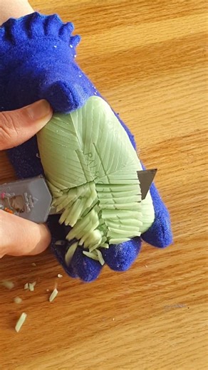 Enjoy Relaxing Soap ASMR Experience with Leaf-Shaped Object