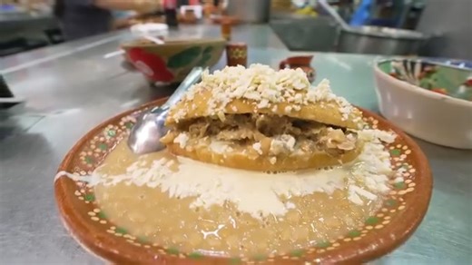 39K views · 1.1K reactions | En salsa o en frijol, pero de que va ahogada… ¡¡Va ahogada!! 齃稜 | Peluche Torres | Facebook