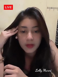 Live Streaming . . . | Lolly Dinda Murningsih