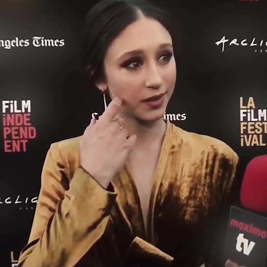 Sweetheart Taissa Farmiga: Fun Shoot You Can't Pretend You Don't Miss Me