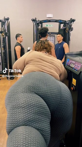 Twin Fitness Sisters | Workout Together for Better Results