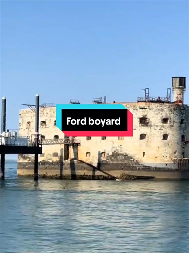 Exploring the Most Dangerous Jail in the World