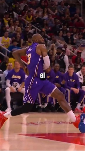 How can he jump like that at 41 YEARS OLD 😳🤯