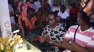 3.2K views · 66 reactions | J'ai été honoré par MOUSSA DIARRESSO l'homme d'affaires émérite et puissant. Le travail quand il est fait avec sérieux et rigueur y a que la récompense qui s'ensuit ! Mon père Gaoussou Kalilou Berthé dit Lalaby me l'a plutôt sifflé à mes années d'enfance. #aboulalaby #letrônedelageomancie #bonheur #leadership #mystique #medium #spiritualité #astuce #reussite @super fans | Abou Ramsès II | Facebook