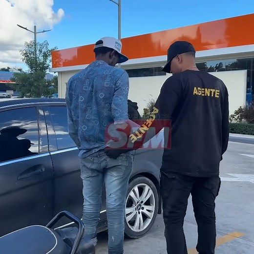 448K views · 12K reactions | Tengo mi papeles dice Moreno que fue retenido por migración #periodicosfm #montalo #haitianos | Periodicosfm.net | Facebook