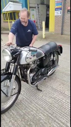Starting a Norton 99 Dominator