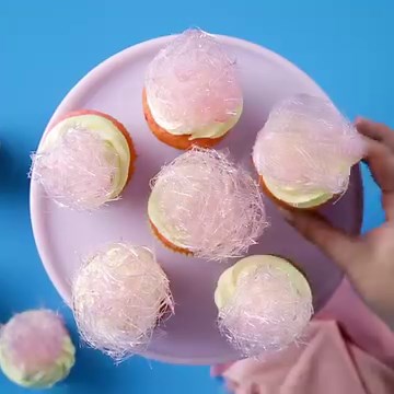 No machine, no problem! Make your favorite fair treat at home with this simple hack. Recipe in the comments! | Tastemade