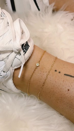15 reactions | Take a look at this cute anklet stack we’re obsessed...