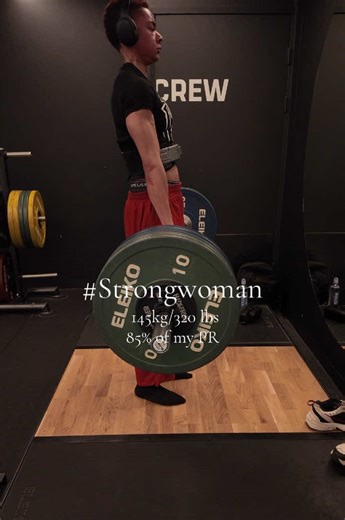 Form was a lil off and it felt way heavier and it moved slower than expected BUT i just moved got my period sleep was off last couple of days nutrition was off and i still moved it so super HAPPY #wlw #gym #nexefiles #motivation #deadlift