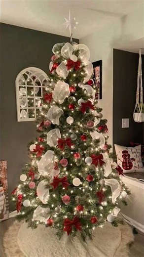 Christmas Tree Decoration Ideas at Home | Simple & Beautiful 🎄 #christmastree