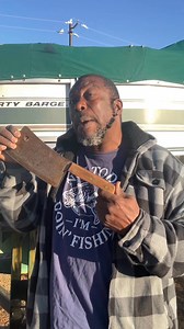 How much new is this on the bottom ??gas within $25? | Ivy Calvin Storage Wars