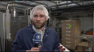 Marktcheck zu Gast in der Balea-Shampoo-Produktion. Wie gut ist das günstige Shampoo von dm-drogerie markt Deutschland? Marktcheck checkt dm! Morgen 20:15 Uhr im SWR-Fernsehen. | ARD Marktcheck