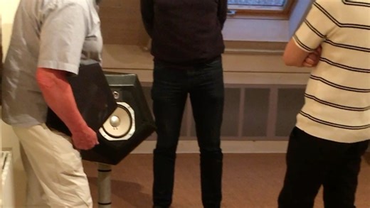 <<家访世界第一hiend立体声系统>>法国爱马仕高层家中的法国ICOS Audio立体声电分系统 ICOS 9声道影院系统CDpro机影院环绕音箱系统（1）