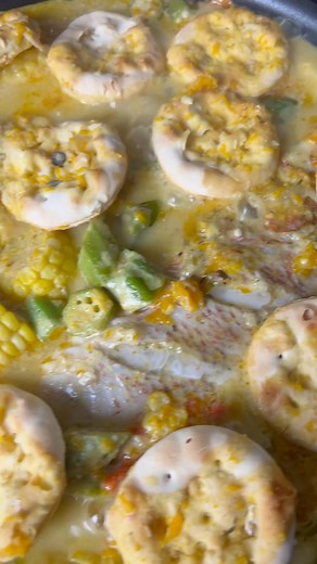 Coconut Steamed Fish 🇯🇲 Red tail snapper (used here) and yellowtail snapper are my favorite. What about you? #steamedfish #steamedsnapper #jamaicanfood #typhaniecooks | TyphanieCooks