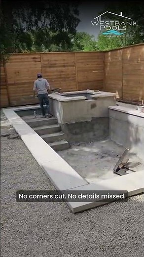 Luxury Pool Construction & Design | High-Quality Custom Pools Built to Last