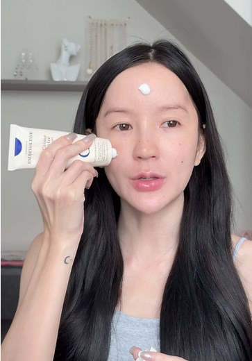 เข้าร่วม Makeup Class กับ Embryolisse และ แอนด้าเมคอัพ