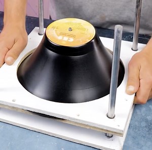 From Old Record to Remarkable Sound: DIY Vinyl Speaker! | 5-Minute Recycle