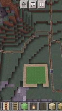 Iam build new trampoline and tran track in minecraft
