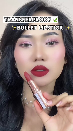 Bullet Lipstick Multifungsi dan Transferproof dari O2