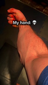 185K views · 60 reactions | My Hand 駱 vs The Grip  Want to increase your grip strength? Comment the word “GRIP” & I’ll send you my grip training program I’ve used to get crazy grip strength in just 6 weeks. ✅ | Quin Stott | Facebook