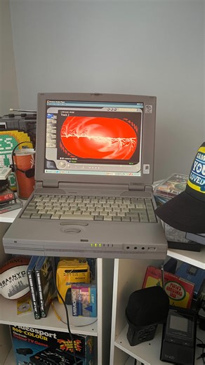 27 reactions | Playing a music CD  on my 90s PC laptop #90s #nostalgia #retrotech #retro | Gamesyouloved | Facebook