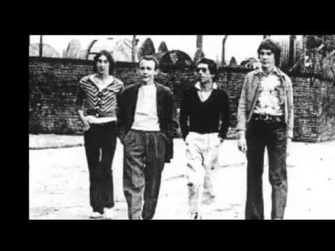 Buzzcocks - Boredom (1977 Spiral Scratch version)