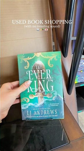 BOOK THRIFTING ASMR 📚 #booktok #usedbooks #recycledbooks