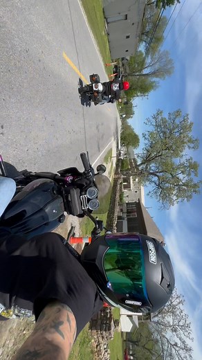 Life behind bars has never been better 👊🏼 All in a day’s work. 𝙷𝚘𝚞𝚜𝚎 𝚘𝚏 𝚂𝚙𝚎𝚎𝚍 is taking shape faster than we can twist our throttles 😏 Orders rolling. Machines roaring. We’re blessed to do what we love 🇺🇸🦾🇺🇸 #dayinthelife #harleydavidsonmotorcycles #fxr #softail #speeddealercustoms #houseofspeed #joplin #missouri #route66 #cnc #harleydavidson #lifebehindbars | Speed Dealer Customs