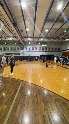 could i blend into a junior small group lmk @juniors 🤪🩰 @char❤️~ @Payton @Cammy_yippe #dance #doubledutchbus #mollylong #dancecomp #xyzcba