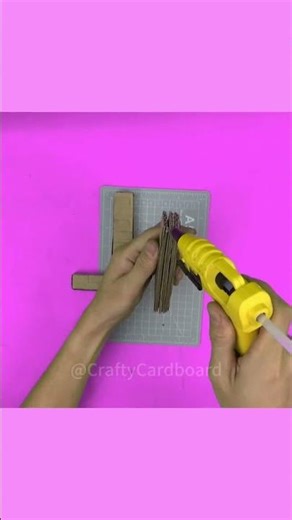 🪑✨ This FLOATING Cardboard Table Is PURE MAGIC! 😲🔥 | Crafty Cardboard