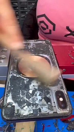 43K views · 720 reactions | iPhone 10 XL change back glass | Part 3 | QuickFix Mobile | Facebook