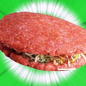 Not for anyone with a small appetite — we're going extra extra large! 🍔 🍽 😋 Full instructions in the description: https://www.youtube.com/watch?v=Lxq2CR-RcjE | Hefty.co