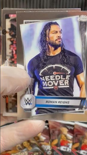 2025 Topps Chrome WWE wrestling card Pack Opening Pulled a sweet Roman Reigns card!