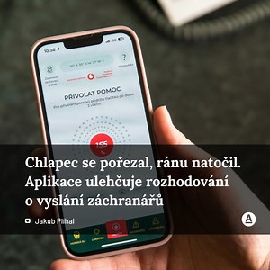 🚑 📲 Aplikace Záchranka funguje už sedm let a třetím rokem nabízí možnost obrazového spojení, které operátorům často usnadňuje rozhodování v nejasných situacích. Díky tomu může usnadnit komunikaci mezi dispečerem a volajícím. Za posledních sedm let ji využilo k tísňovému volání 120 tisíc lidí. Jak s ní dispečeři pracují? Celý text 👉🏻 http://aktln.cz/ZKxvg1 | Aktuálně.cz