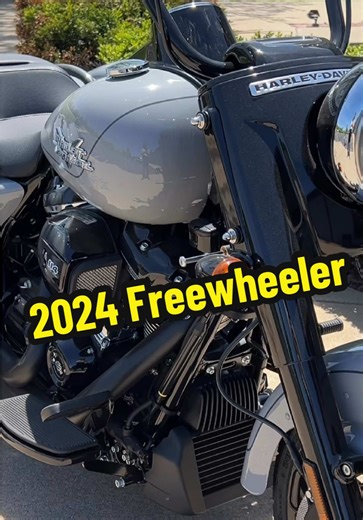 Feel the freedom of three 😎 Test ride this new 2024 Freewheeler today! #PhantomHarley #harleydavidson #motorcycles #trikes #trikelife #motorcyclelife #biker #borntoride #motorcycle #manteno #chicagoland