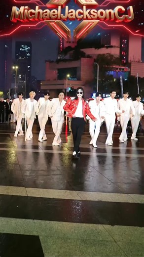 🎩迈克尔杰克逊蔡军🎩 on Instagram: "Keep dancing, keep smiling!#caijun #michaeljacksoncaijun#michael #mj #dance #moonwalk #Beatit"