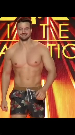 Mister Supranational: Ecuador vs. Mexico Highlights