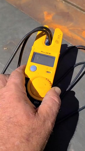 Old Wiggy Tester Demonstration