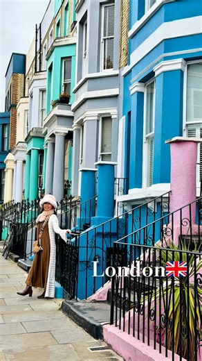 【ロンドン駆け足One Day Trip】 交通網がしっかりしてる London🇬🇧は ちょっと郊外まで足を伸ばしても１日で色んな所周れる 電車やバスはカードのタッチで行けるから 切符やチャージの必要もなしなのが嬉しい✨ 本場のフィッシュandチップスは絶対食べてみたくて！ ファストフード店みたいなとこで注文したら フィッシュ1枚で3000円したのは驚き‼️ 付け合わせのマヨネーズはしっかり200円😱 でもおいしかった〜 📍Sketch 行ってみたかったスケッチ 部屋ごとに全然雰囲気違くて アフティーやディナーで行くなら予約必須 私たちは予約しなかったので1番お手軽なカフェへ 世界一可愛いトイレ🚺は必須！ トイレに行くのにこんなワクワクしたの初かも❣️ ロンドンはかなり物価も高いので お宿はアパートメントタイプがおすすめ！ キッチンに洗濯機などもついてお部屋も広い 自炊したから１食1000円くらい💓 あ、あと木曜日に訪れた金融街にある 📍レドンホールマーケット あまりに飲んでる人が多すぎて 大企業の打ち上げとかかな？と思ったら 日常の姿らしく！ ロンドンでは土日には 家族